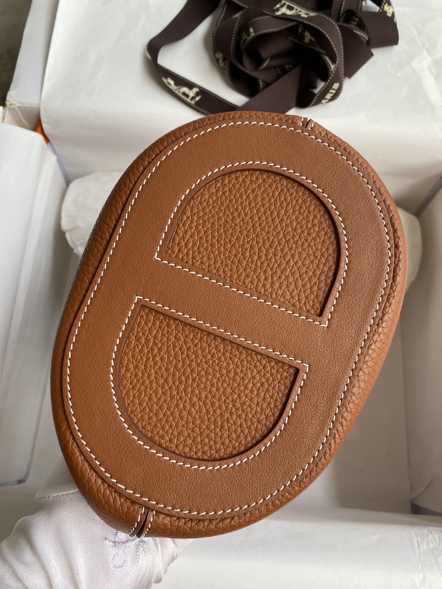 Hermes In The Loop 18 Bag In Brown Clemence Leather